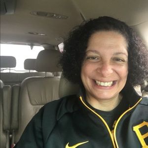 Meet your Posher, Kellie